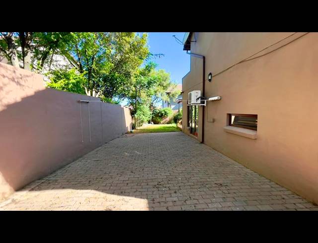 3 BEDROOM HOUSE FOR SALE IN CRAIGAVON